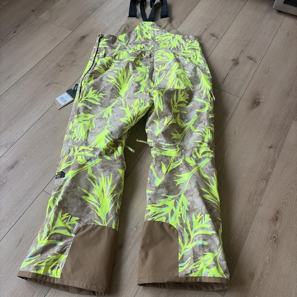 $220 The North‎ Face Women Size  XL Short Freedom Bib Ski Snow Snowboard Pants